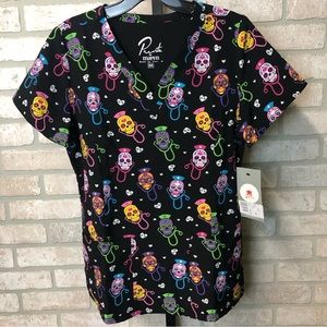 NWT Prints by Maevn Sugar Skull Print short sleeve v neck scrub top Size XS